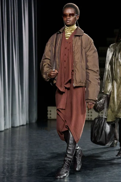 Look 42